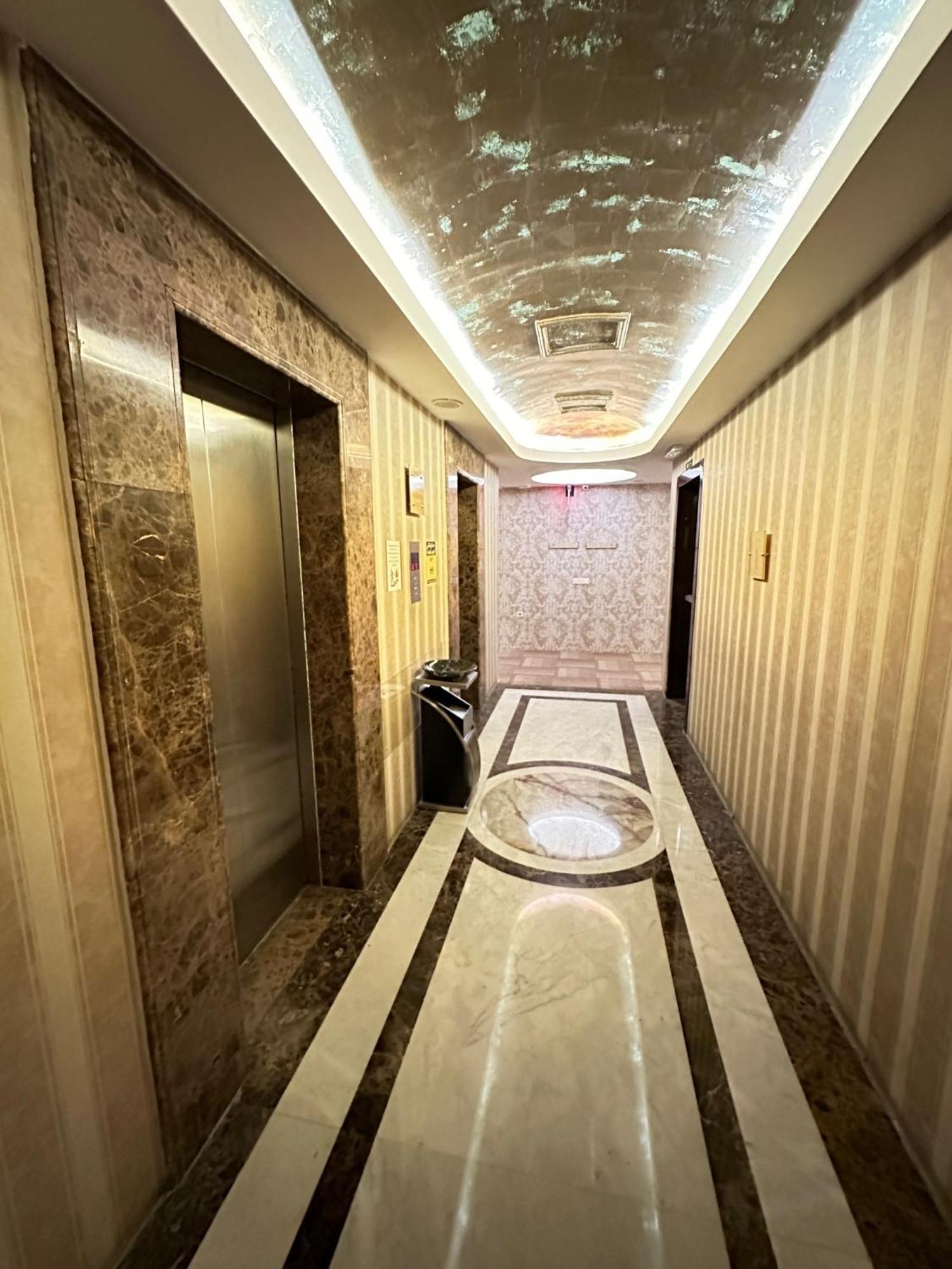 The Palace Suites Al Khobar Exterior photo