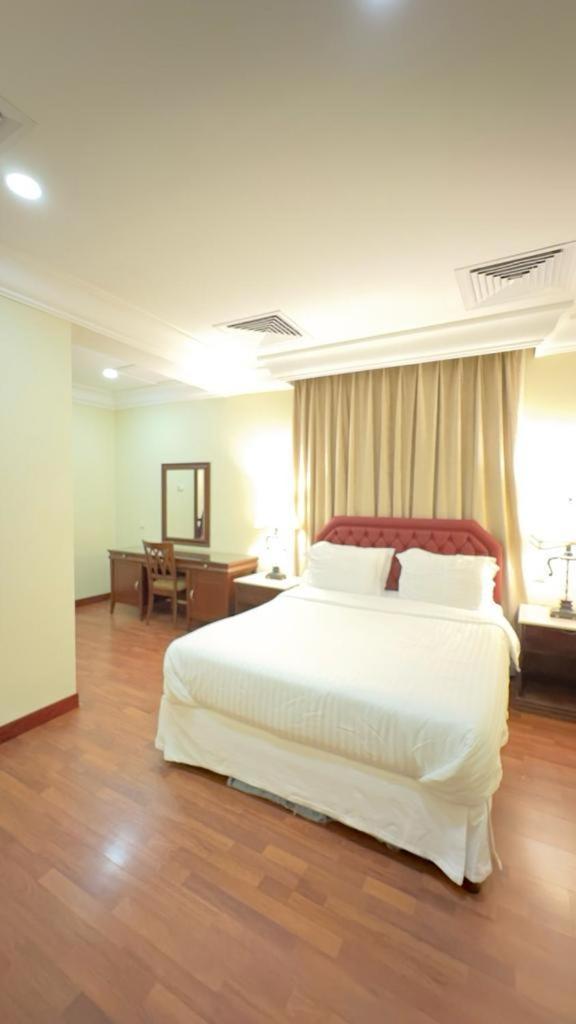 The Palace Suites Al Khobar Exterior photo